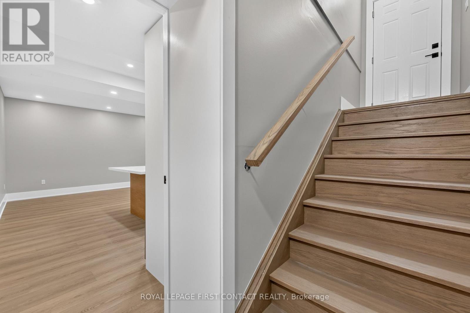 Private Entrance staircase - Lower - 929 7Th Line, Innisfil, ON - Indoor Photo Showing Other Room