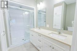 Ensuite - 