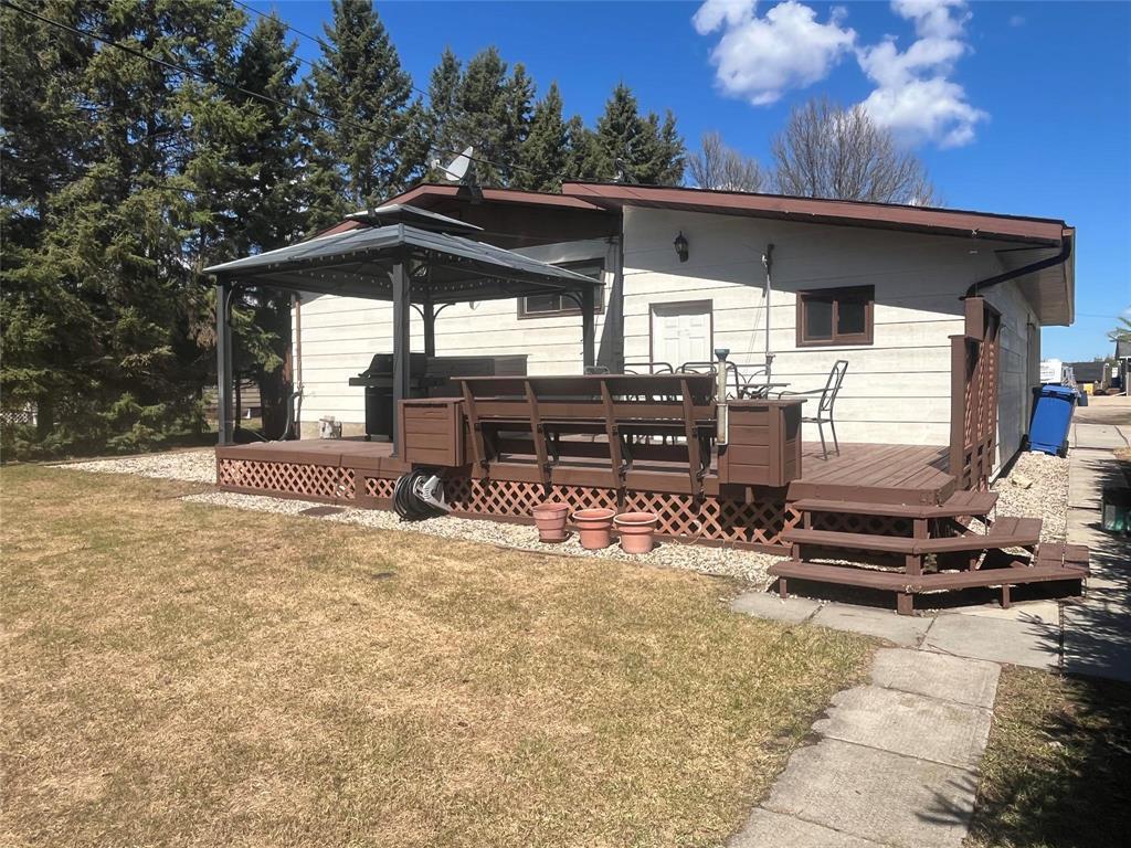194 3Rd Avenue, Benito, MB - Outdoor