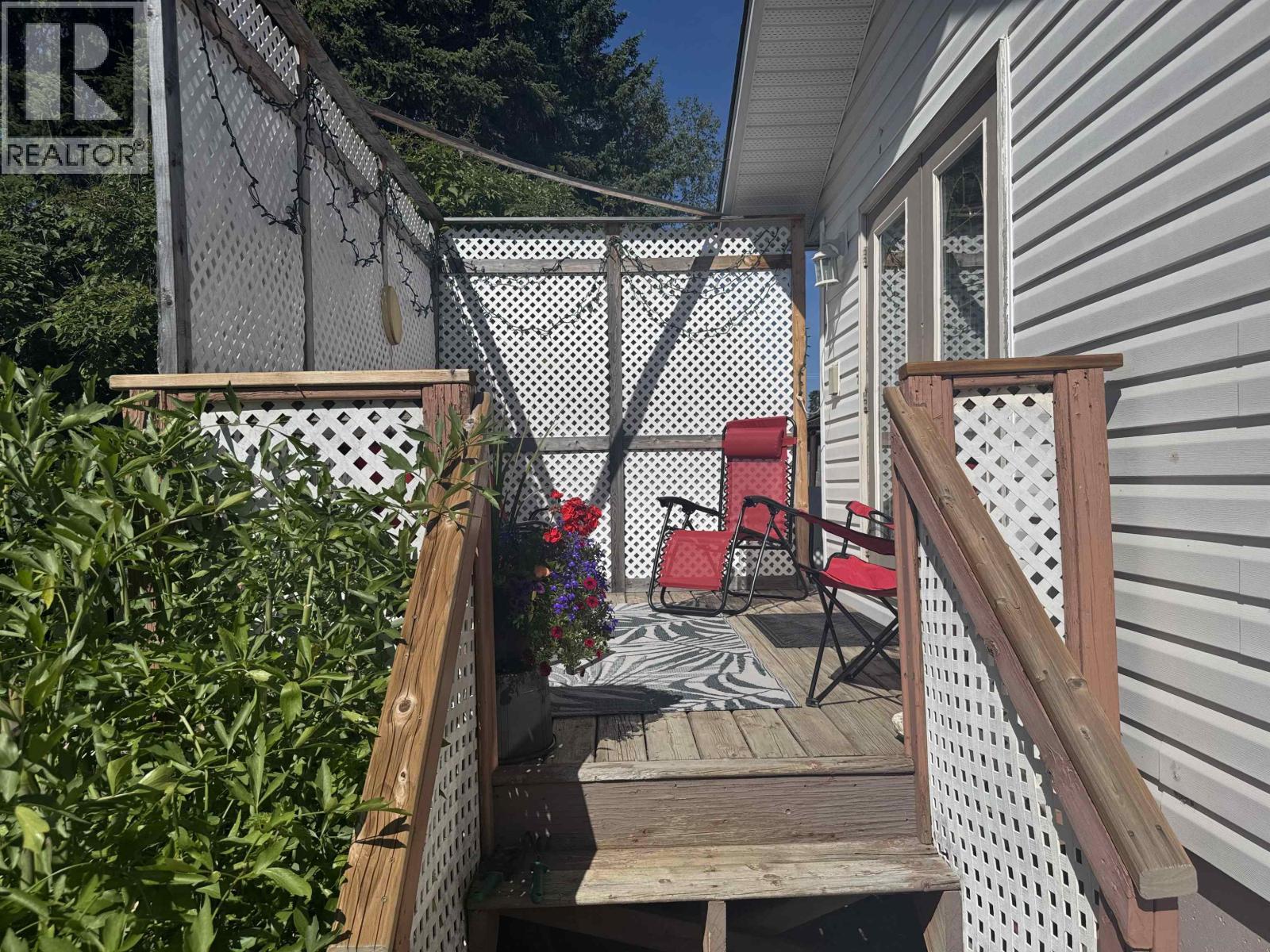 5 Cut Thumb Place, Mackenzie, BC - Outdoor