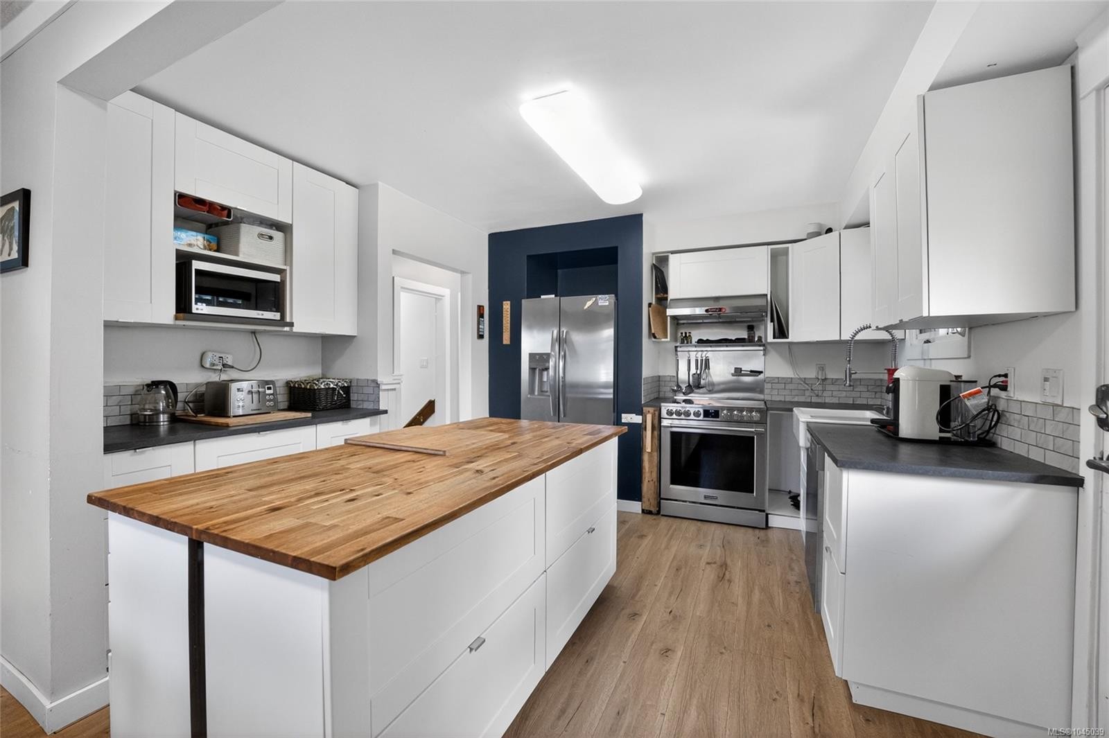 439 Stirling Ave, Nanaimo, BC