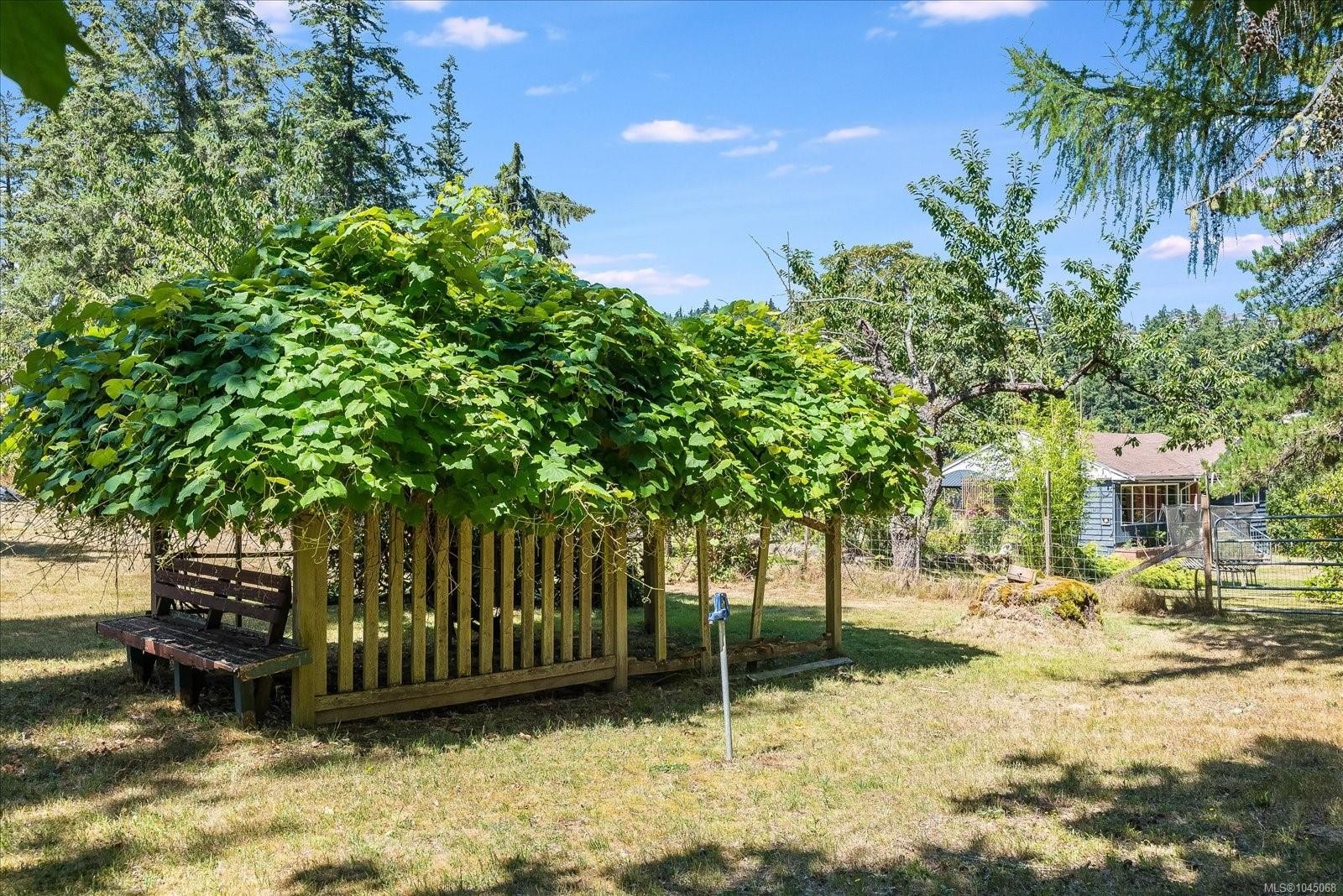 3315 Hammond Bay Rd, Nanaimo, BC