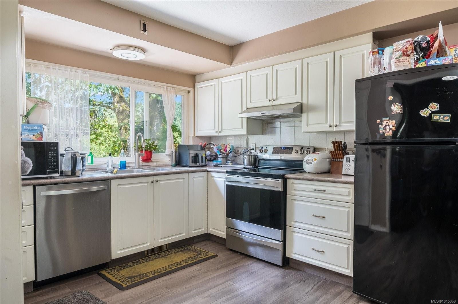 3315 Hammond Bay Rd, Nanaimo, BC