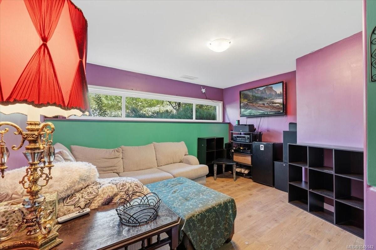 448 Lenhart Ave, Nanaimo, BC