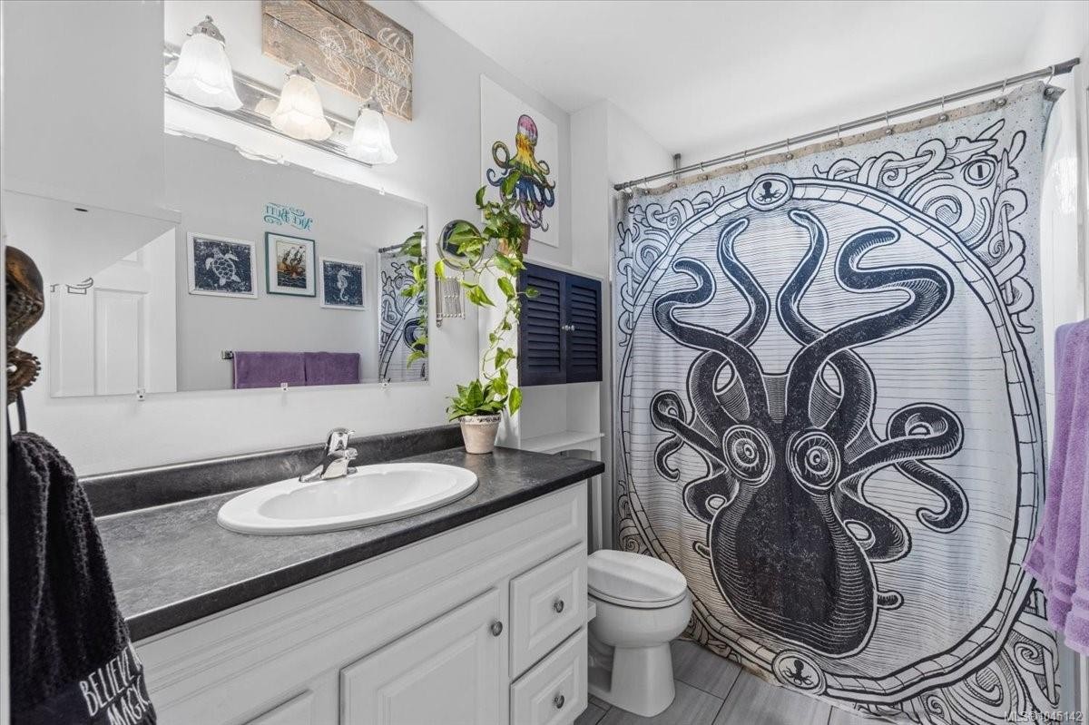448 Lenhart Ave, Nanaimo, BC