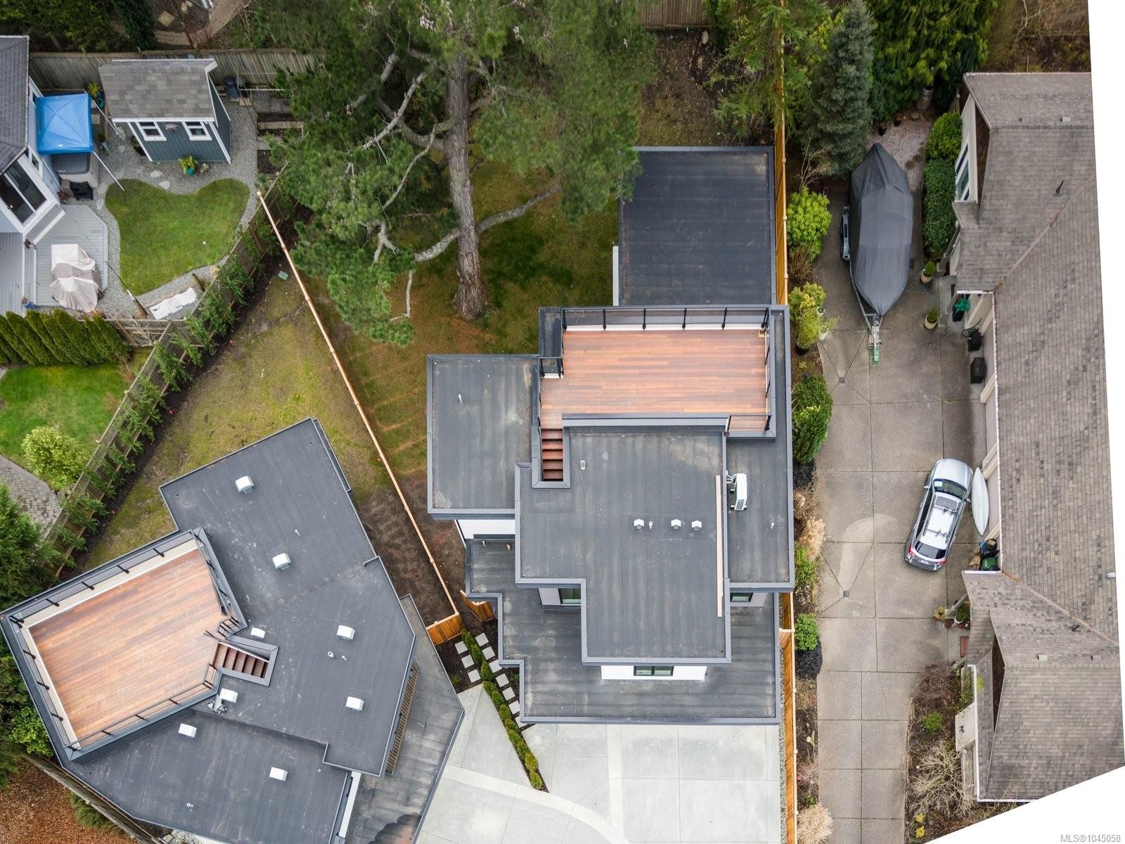 2293 Adela Pl, Sidney, BC