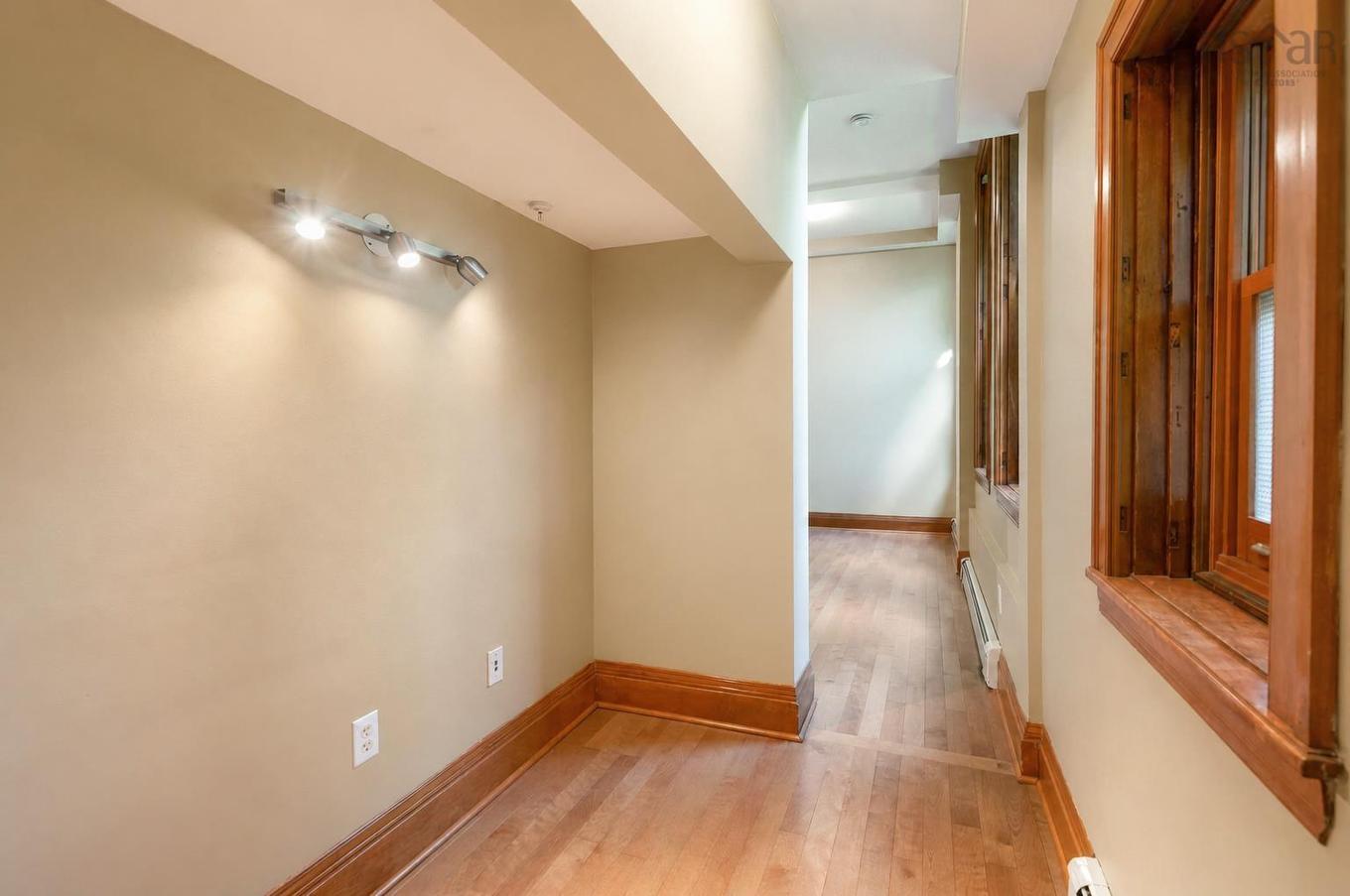 101 5355 Russell, Halifax Peninsula, NS - Indoor Photo Showing Other Room