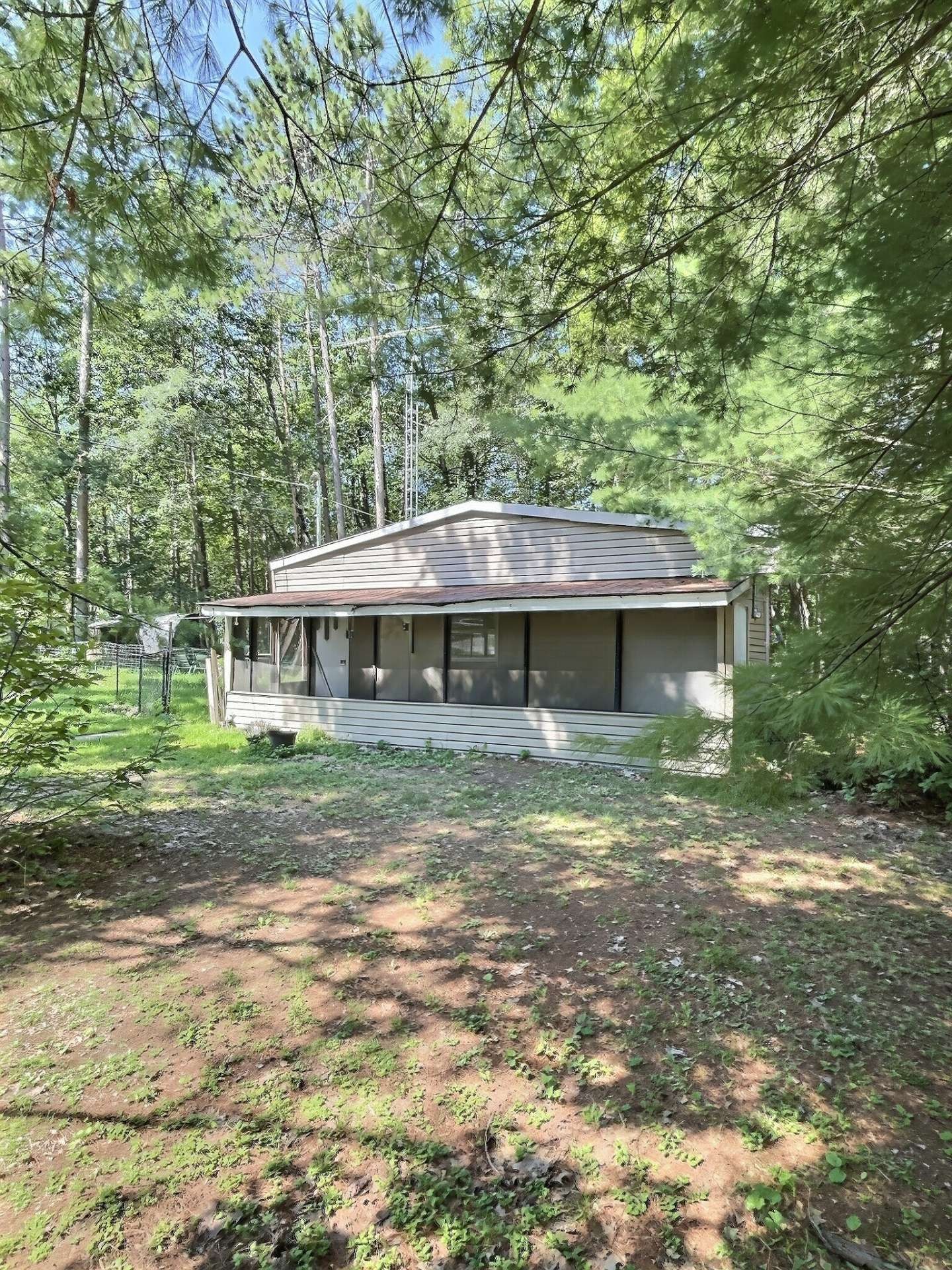 Façade - 342C Ch. De Sand Bay, Clarendon, QC - Outdoor With Deck Patio Veranda
