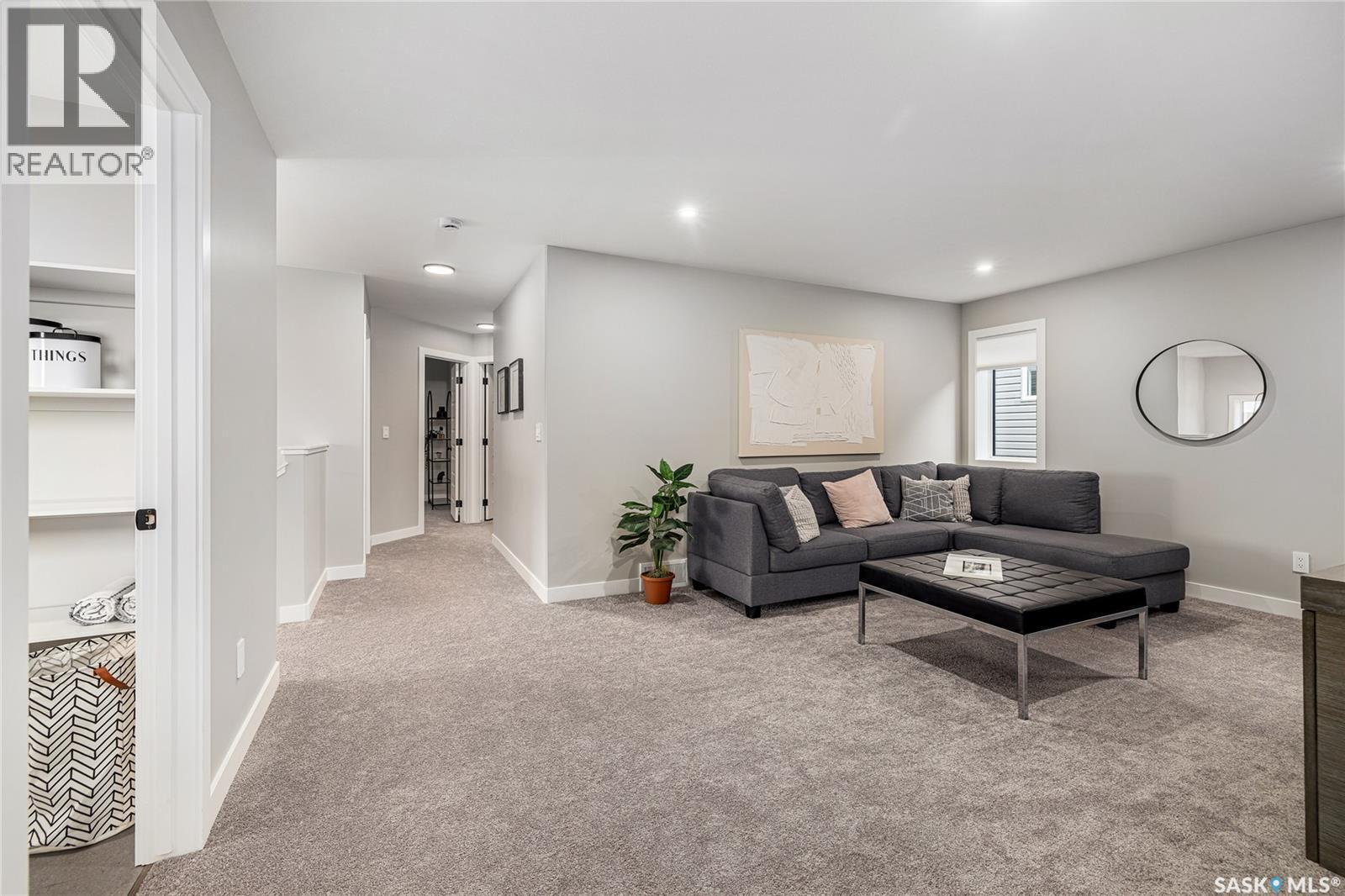 3012 Favel Drive, Regina, SK - Indoor