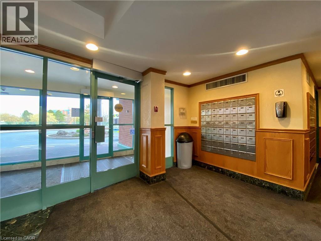 30 Blue Springs Drive Unit# Ph3, Waterloo, ON - Indoor Photo Showing Other Room