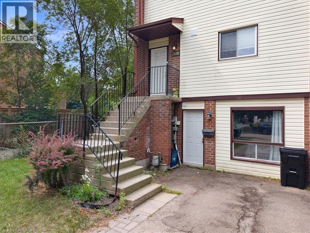 421 Bairstow Crescent, Waterloo, ON - Outdoor With Exterior