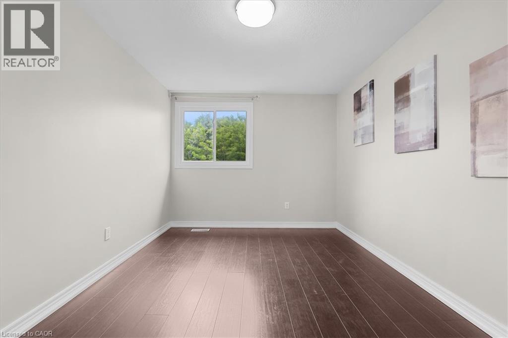 421 Bairstow Crescent, Waterloo, ON - Indoor Photo Showing Other Room