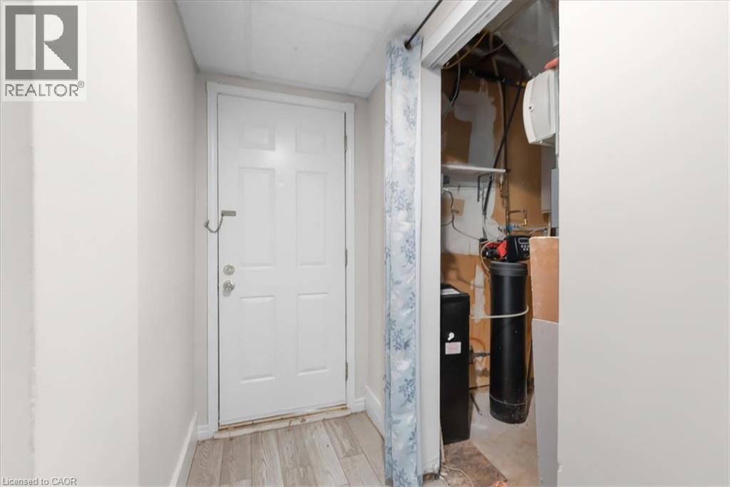 421 Bairstow Crescent, Waterloo, ON - Indoor Photo Showing Other Room