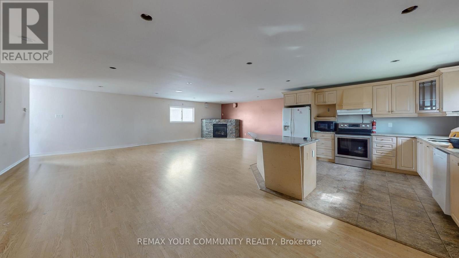 1065 20Th Side Road, King, ON - Indoor Photo Showing Kitchen