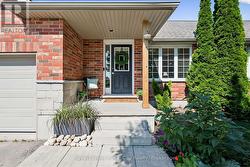 105 SPENCER DRIVE Centre Wellington (Elora/Salem), ON N0B 1S0