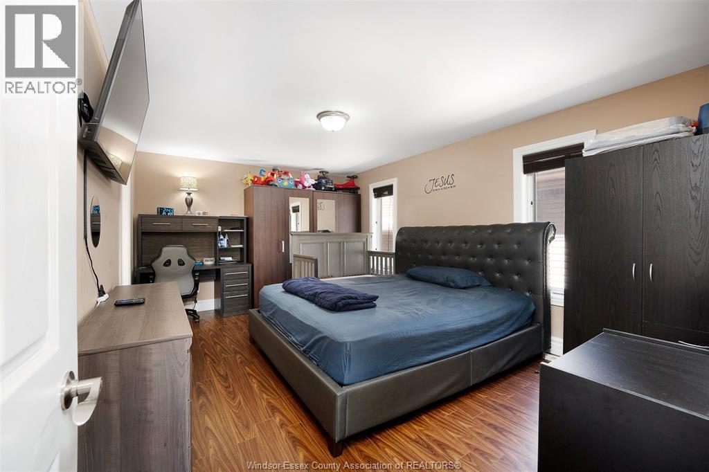 4553 Osaka Circle, Windsor, ON - Indoor Photo Showing Bedroom