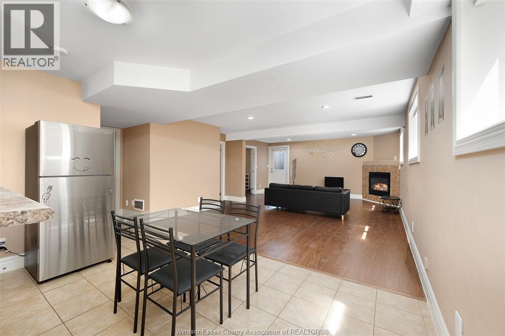4553 Osaka Circle, Windsor, ON - Indoor