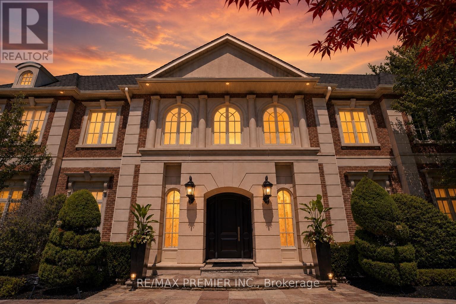 6 The Bridle Path, Toronto, ON - Outdoor