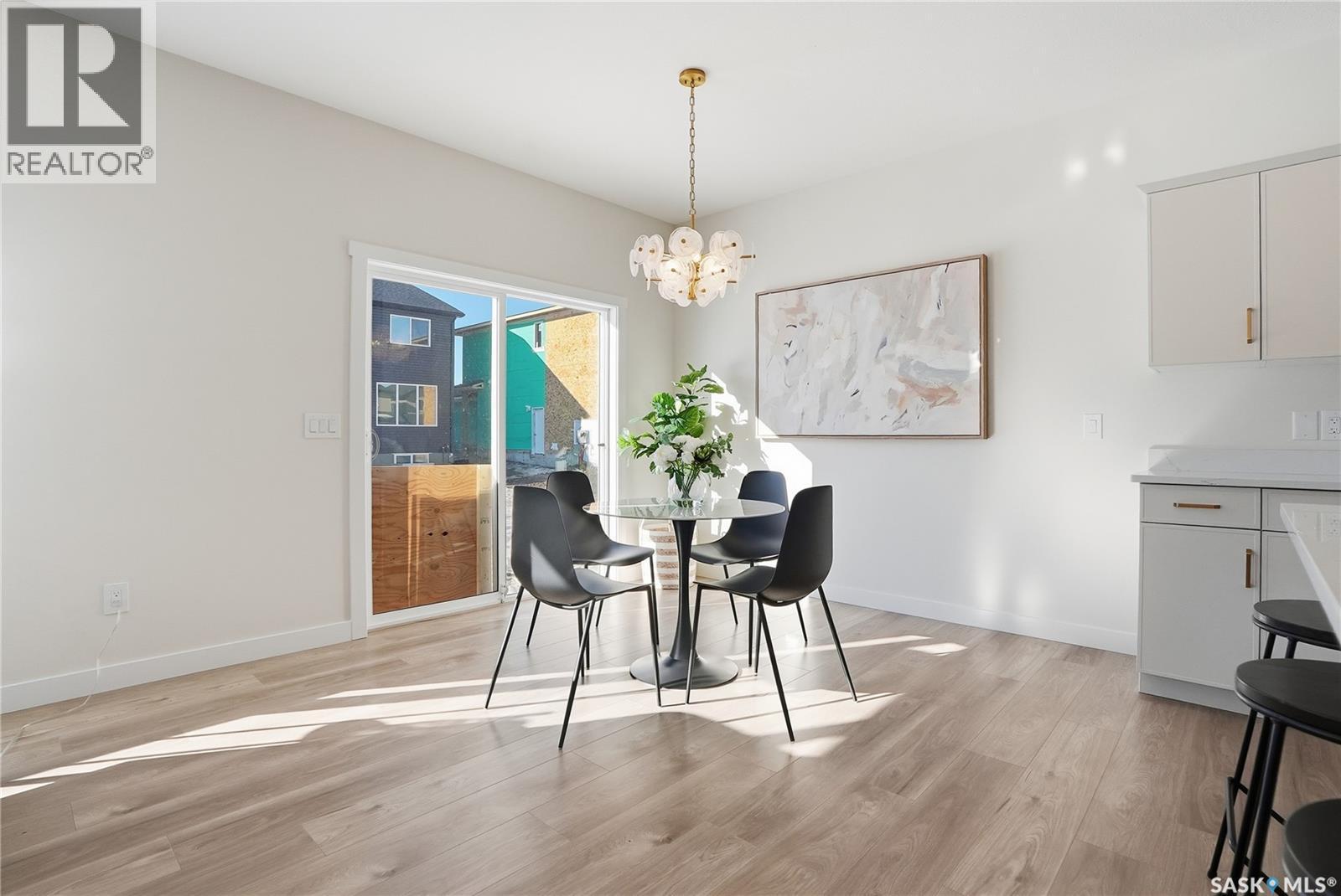 211 Amisk Way, Saskatoon, SK - Indoor Photo Showing Dining Room