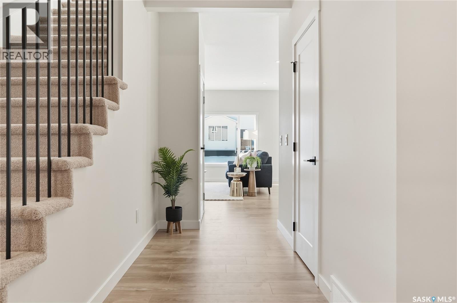 211 Amisk Way, Saskatoon, SK - Indoor Photo Showing Other Room