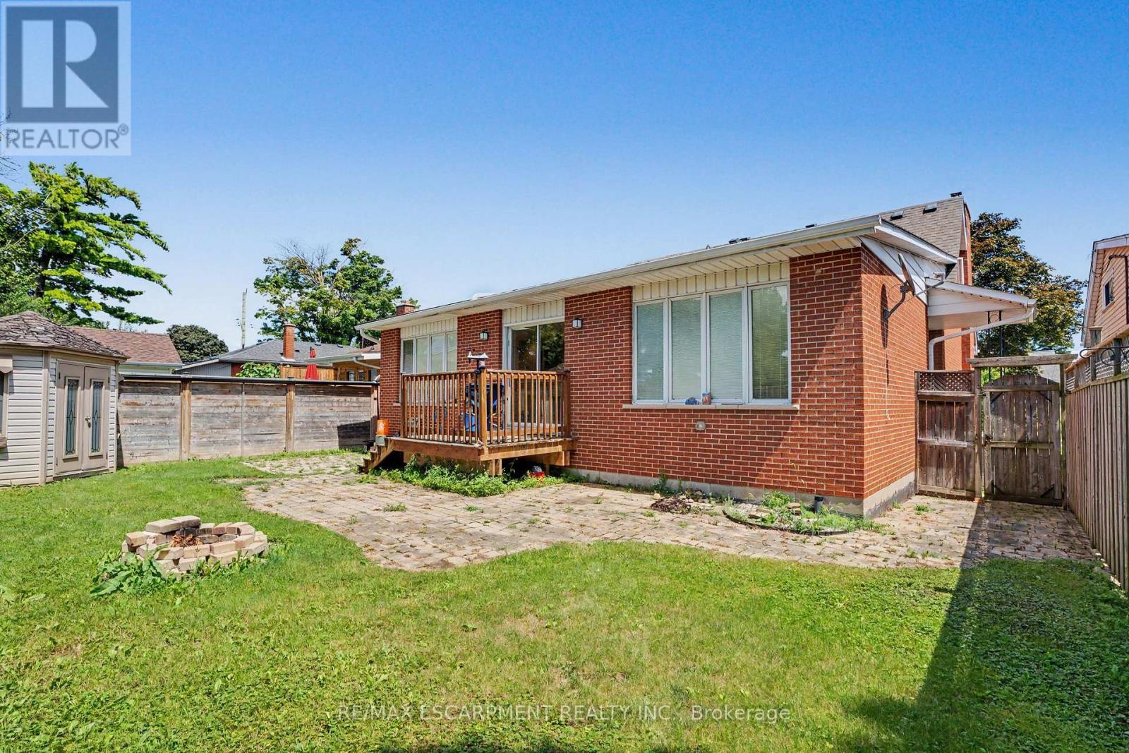 100 Hardale Crescent, Hamilton, ON - Outdoor With Exterior