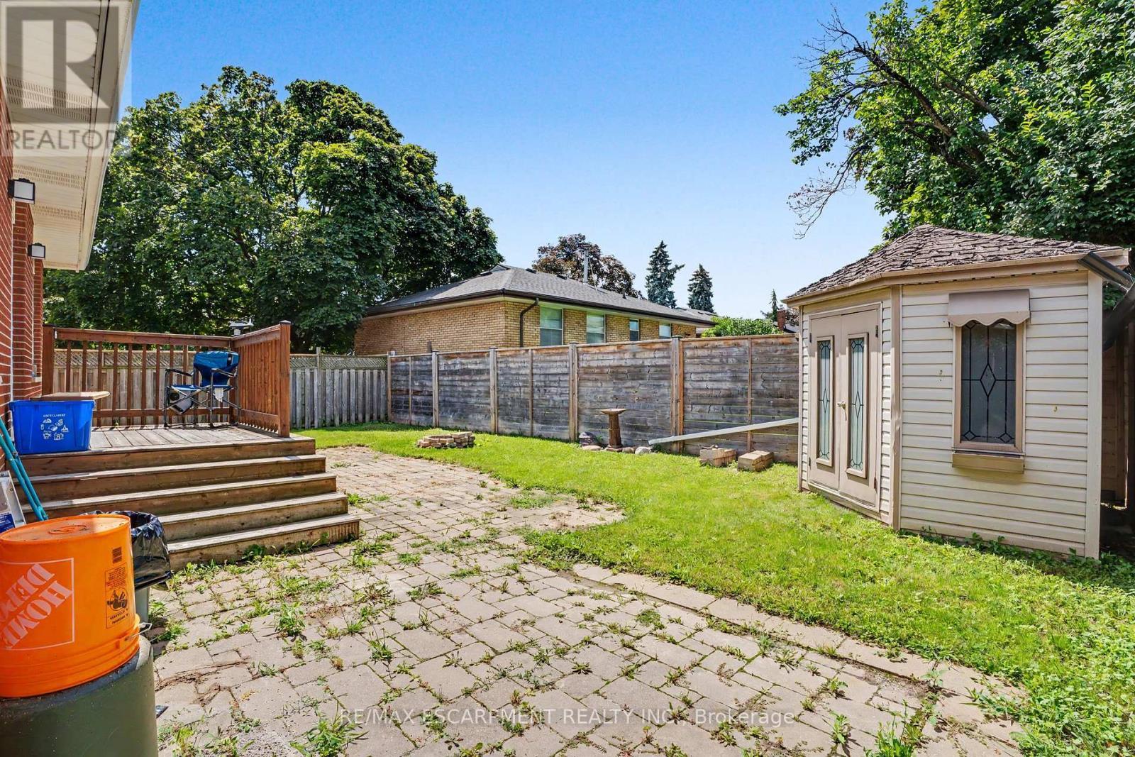 100 Hardale Crescent, Hamilton, ON - Outdoor With Exterior