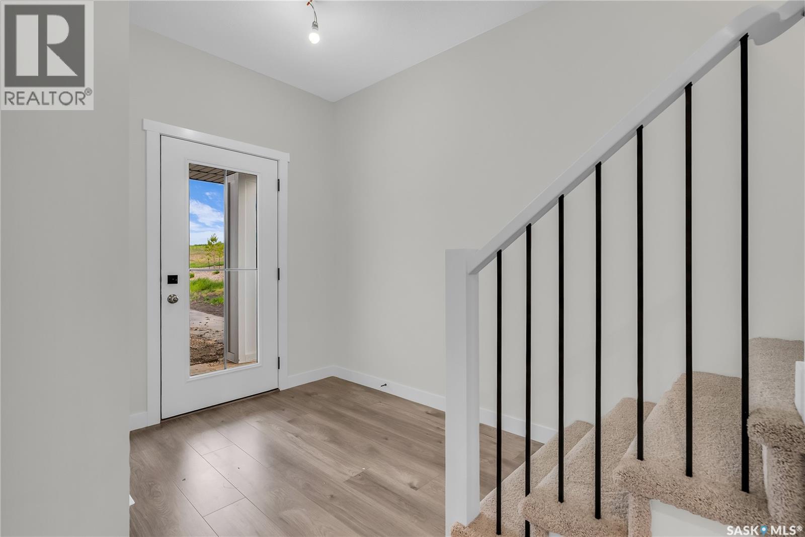 207 Amisk Way, Saskatoon, SK - Indoor Photo Showing Other Room