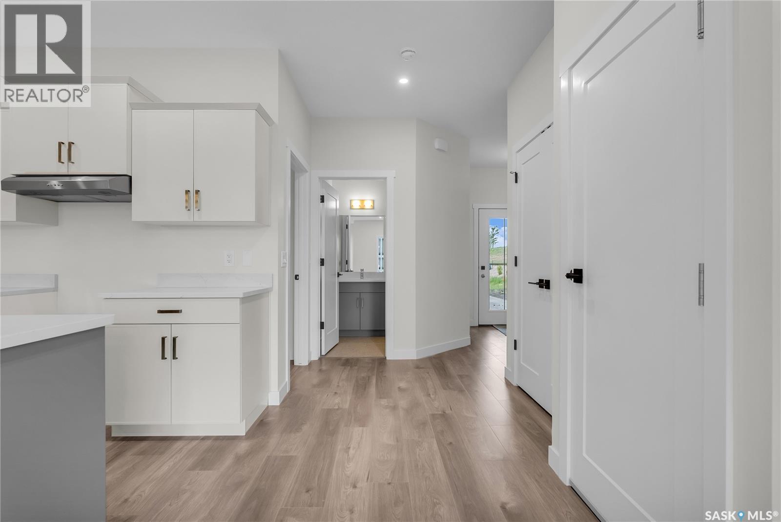 207 Amisk Way, Saskatoon, SK - Indoor Photo Showing Other Room