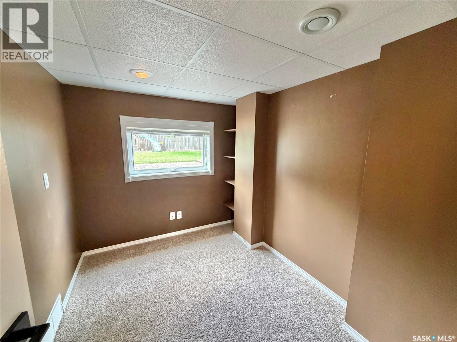 9 Gibson Bay, Yorkton, SK - Indoor Photo Showing Other Room