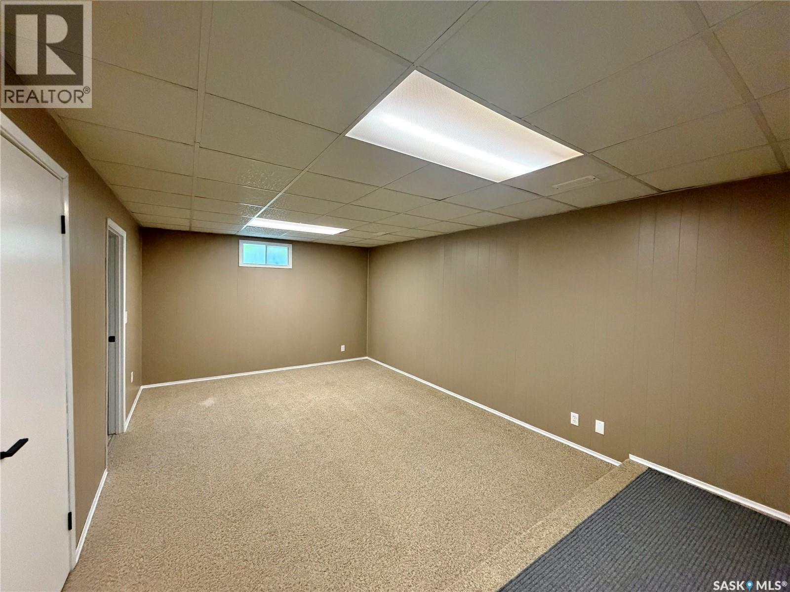 9 Gibson Bay, Yorkton, SK - Indoor Photo Showing Basement