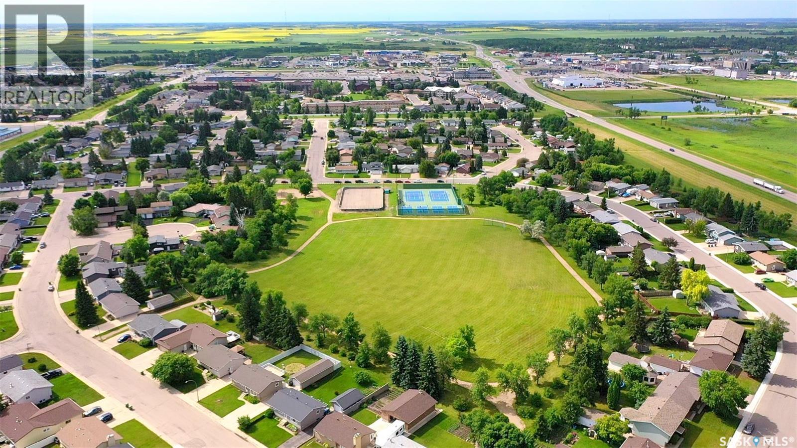 9 Gibson Bay, Yorkton, SK - Outdoor With View
