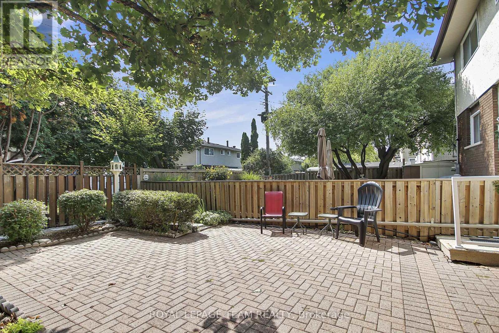 962 Dynes Road, Ottawa, ON - Outdoor