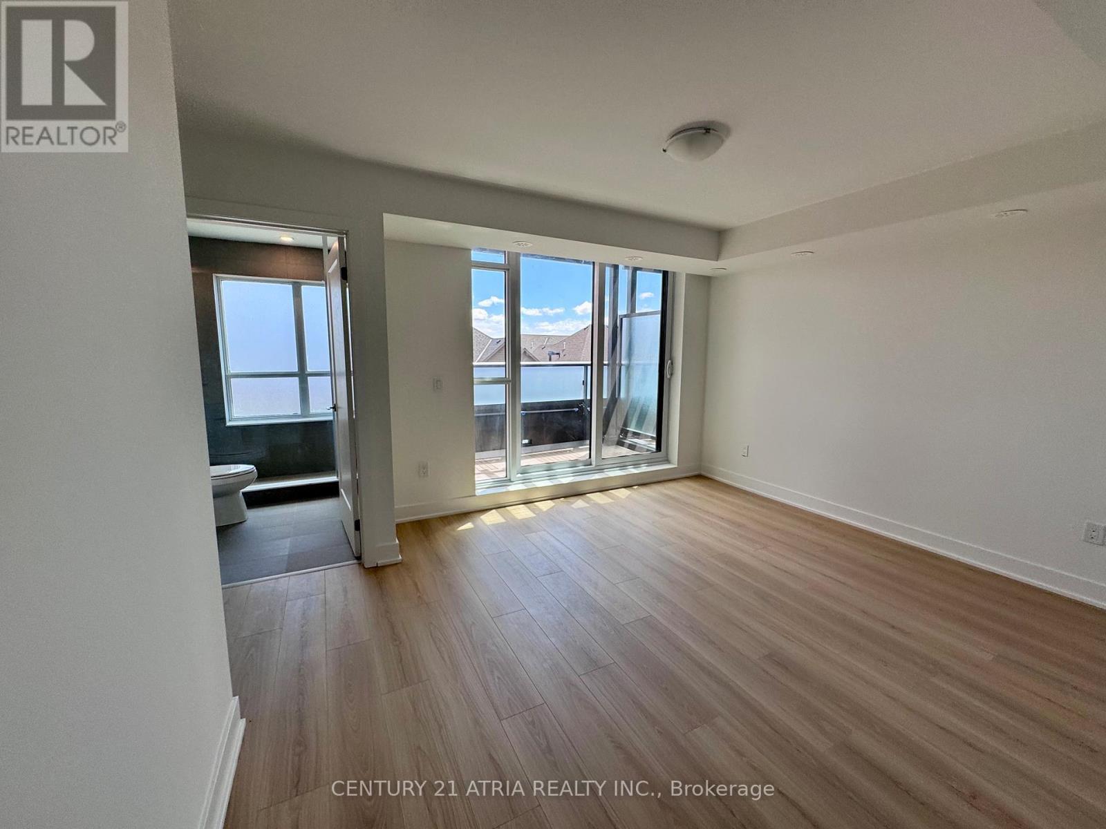 28 Alpine Symphony Path, Oshawa, ON - Indoor Photo Showing Other Room