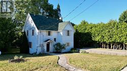 4 MILL STREET Northern Bruce Peninsula, ON N0H 1W0