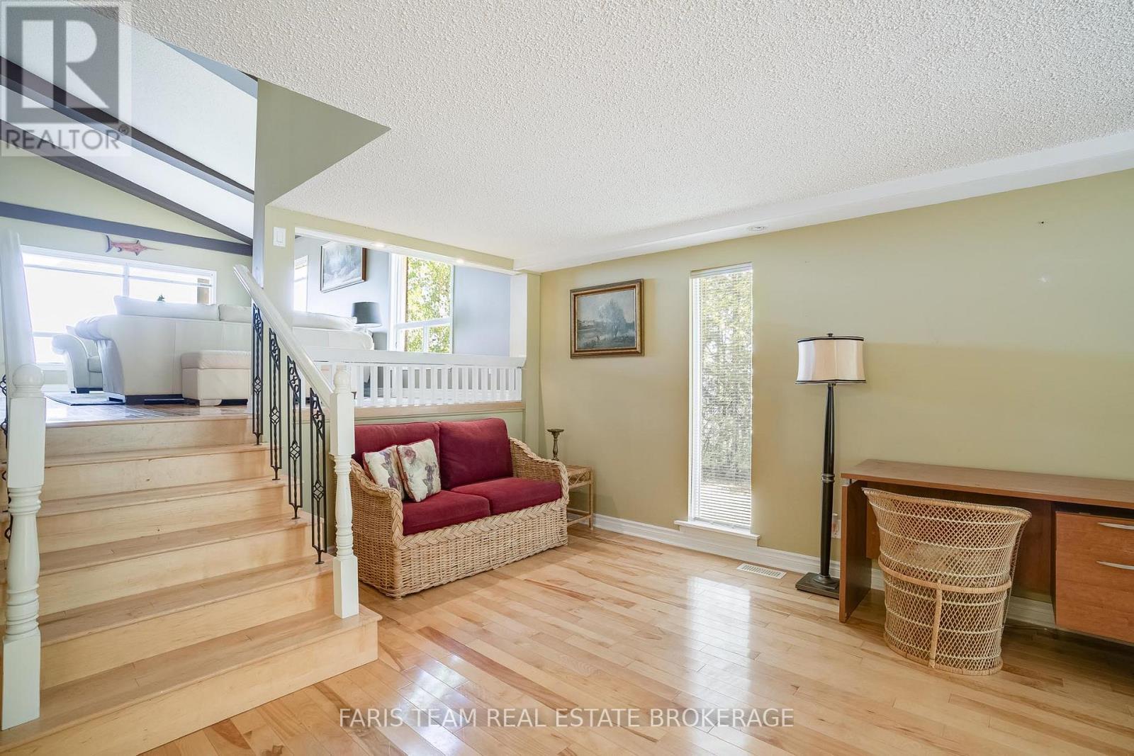 1787 Champlain Road, Tiny, ON - Indoor