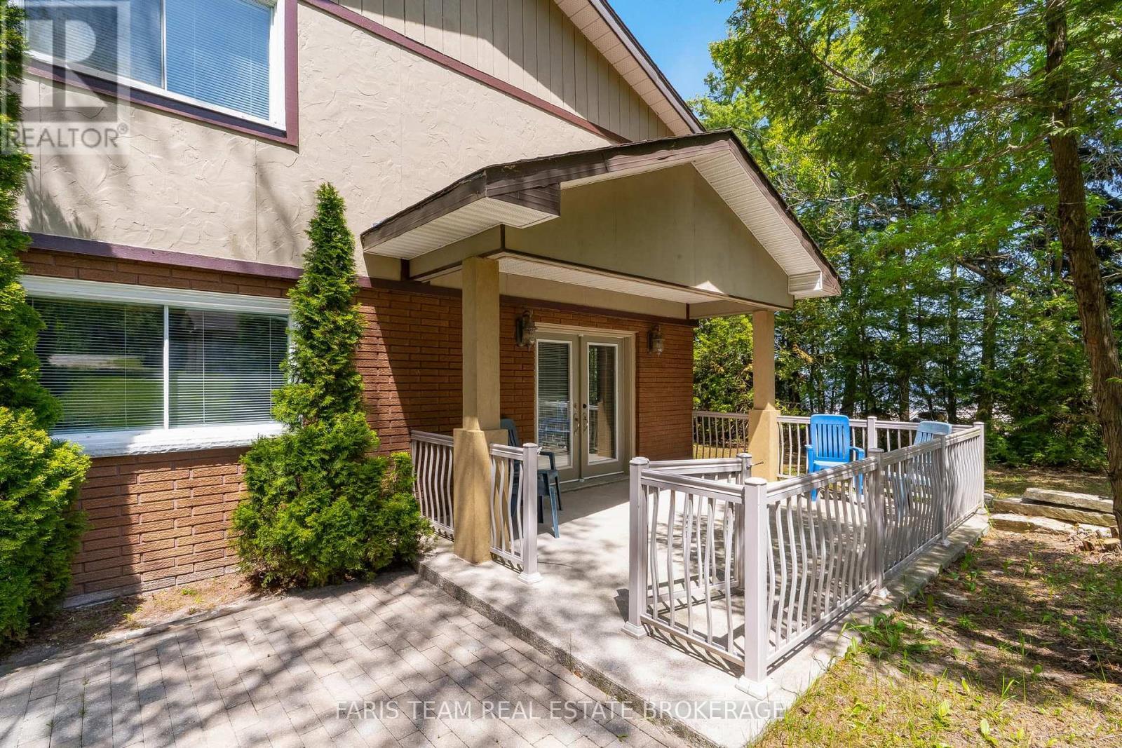 1787 Champlain Road, Tiny, ON - Outdoor With Exterior