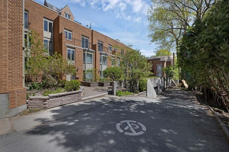 Front of Structure - 3046 Le Boulevard, Montréal (Ville-Marie), QC - Outdoor