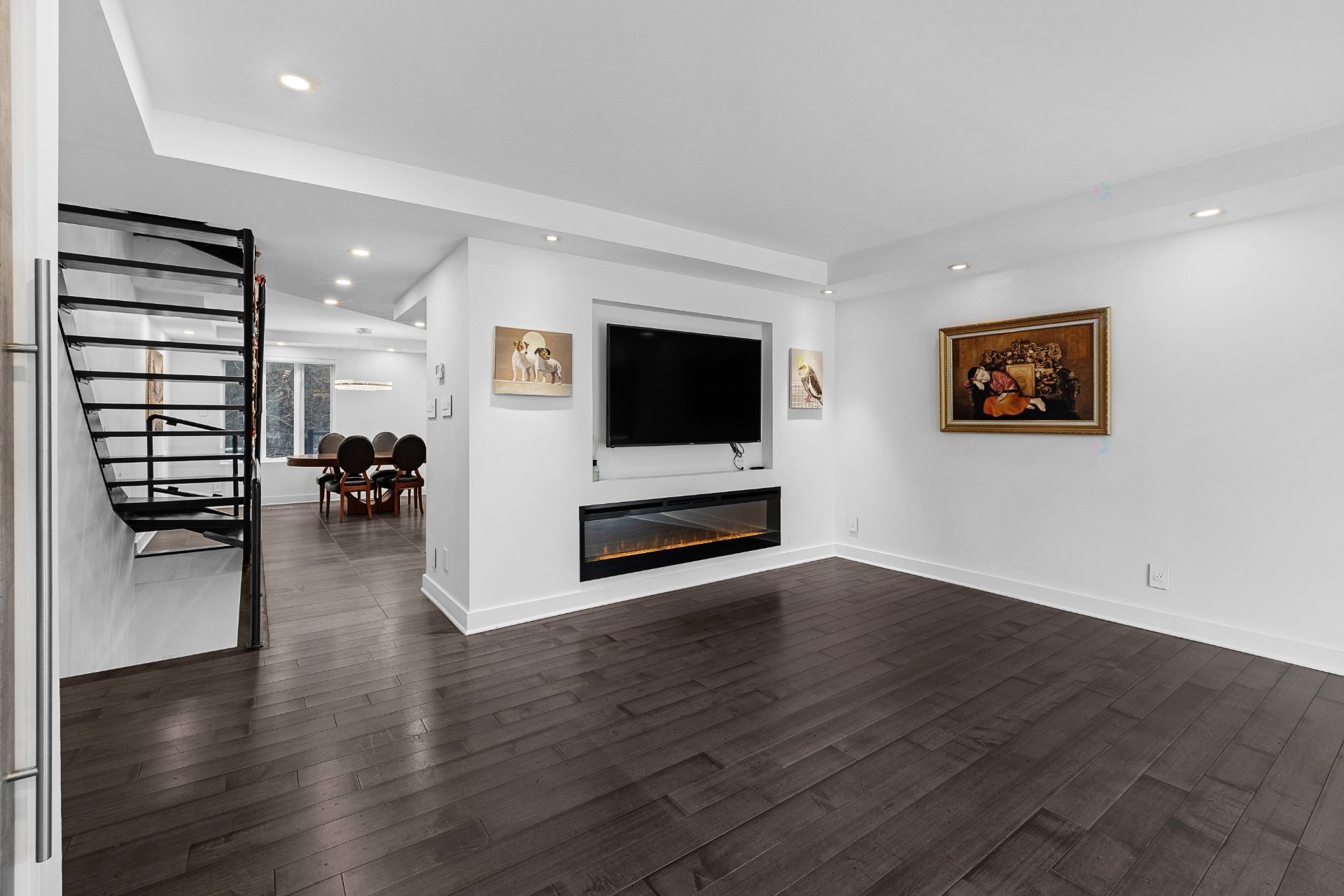 Living Room - 3046 Le Boulevard, Montréal (Ville-Marie), QC - Indoor Photo Showing Other Room With Fireplace