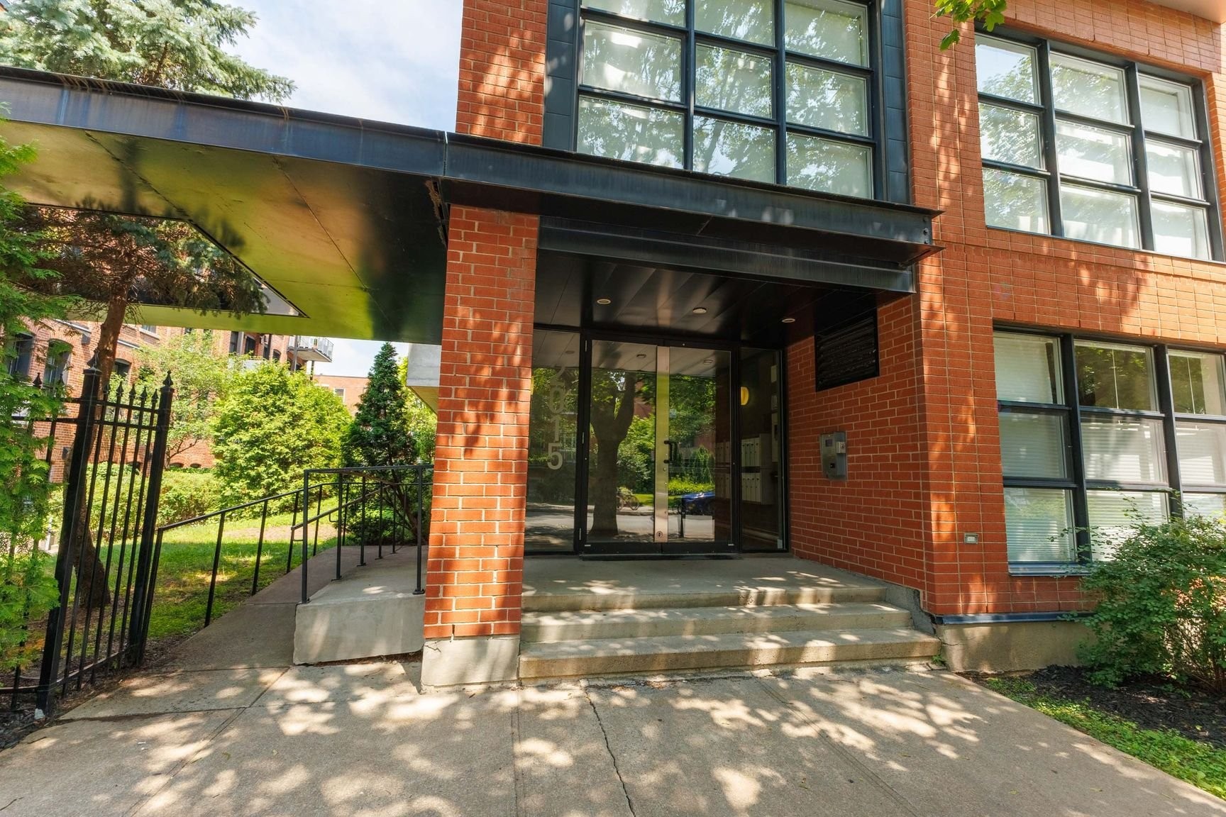 Façade - 206-2015 Av. Aird, Montréal (Mercier/Hochelaga-Maisonneuve), QC - Outdoor With Exterior