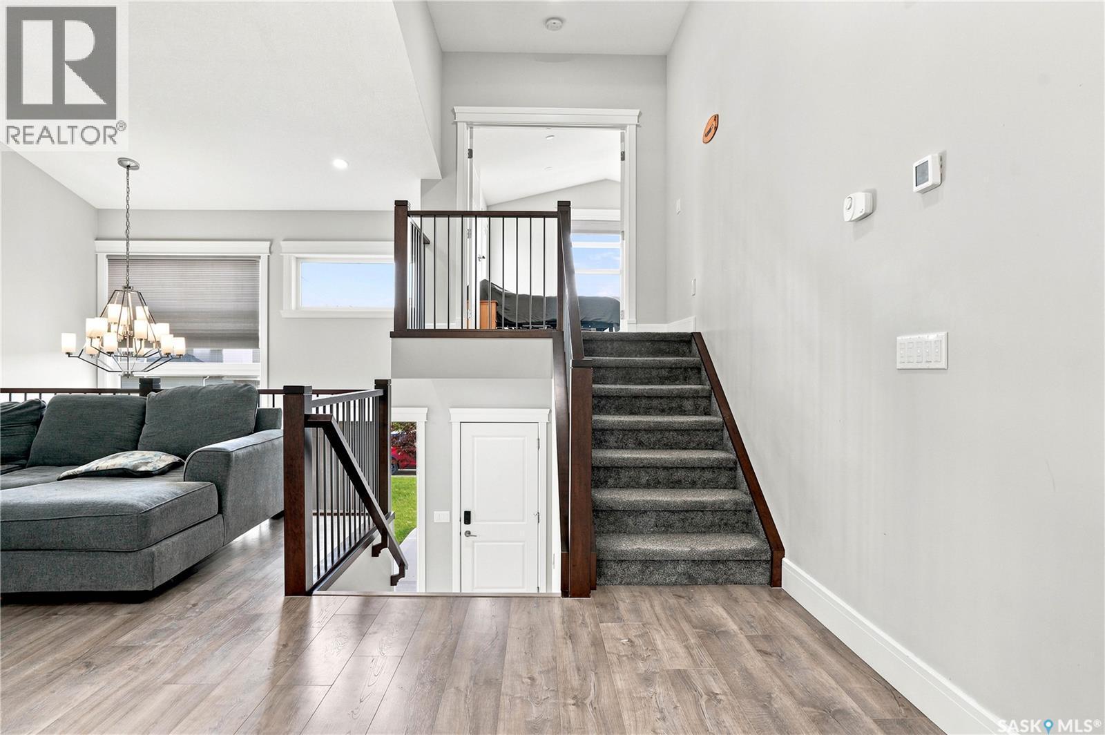 670 Fast Crescent, Saskatoon, SK - Indoor Photo Showing Other Room