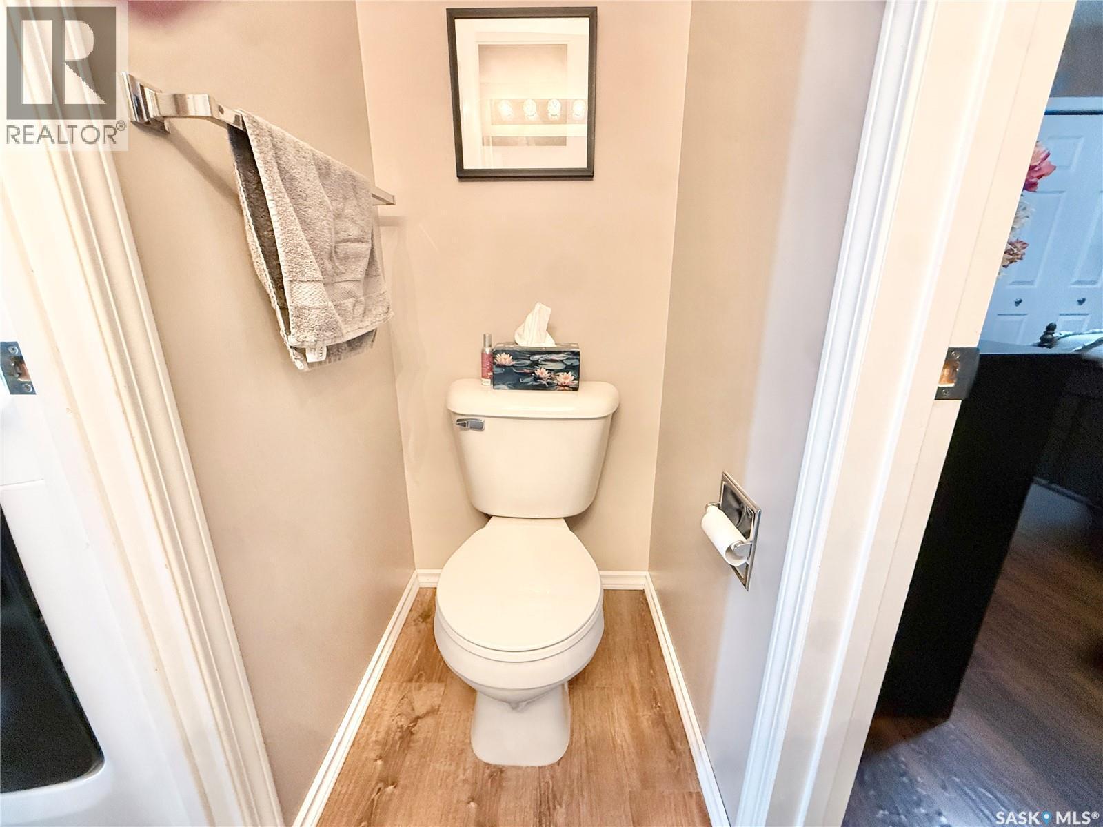301 Rosher Street, Colonsay, SK - Indoor Photo Showing Bathroom