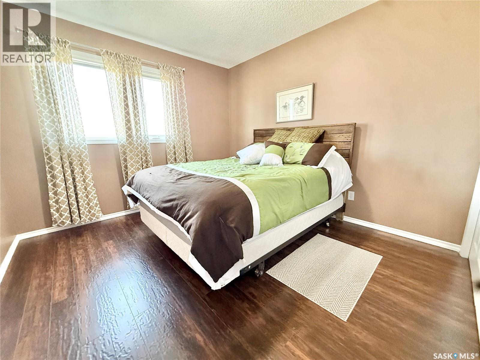 301 Rosher Street, Colonsay, SK - Indoor Photo Showing Bedroom