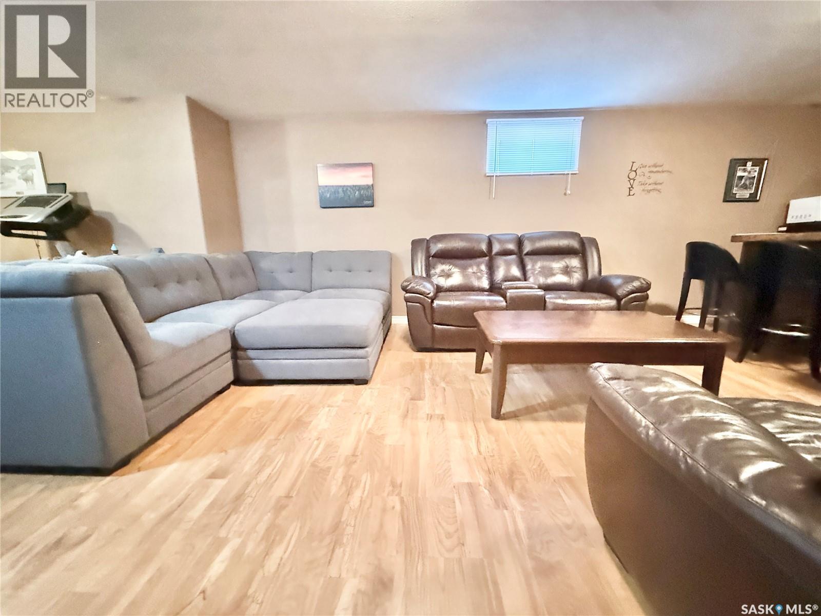 301 Rosher Street, Colonsay, SK - Indoor