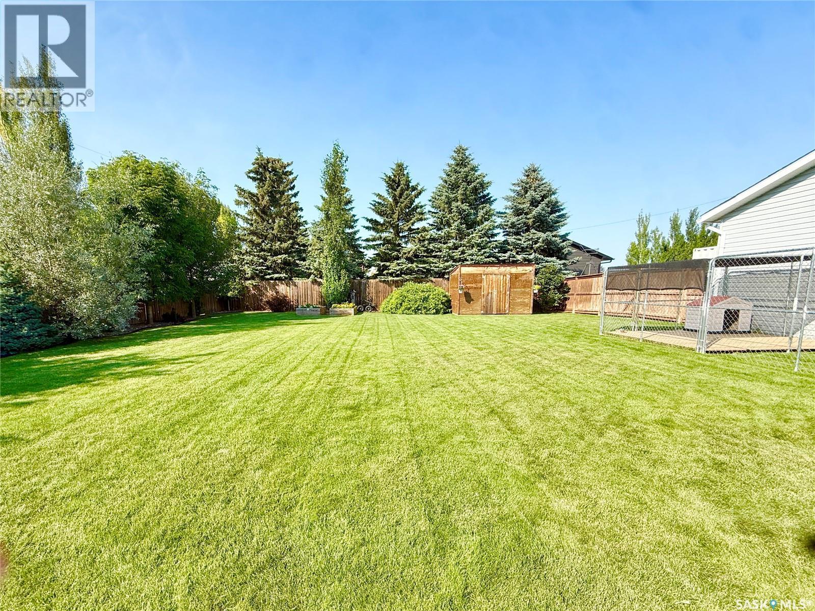 301 Rosher Street, Colonsay, SK - Outdoor