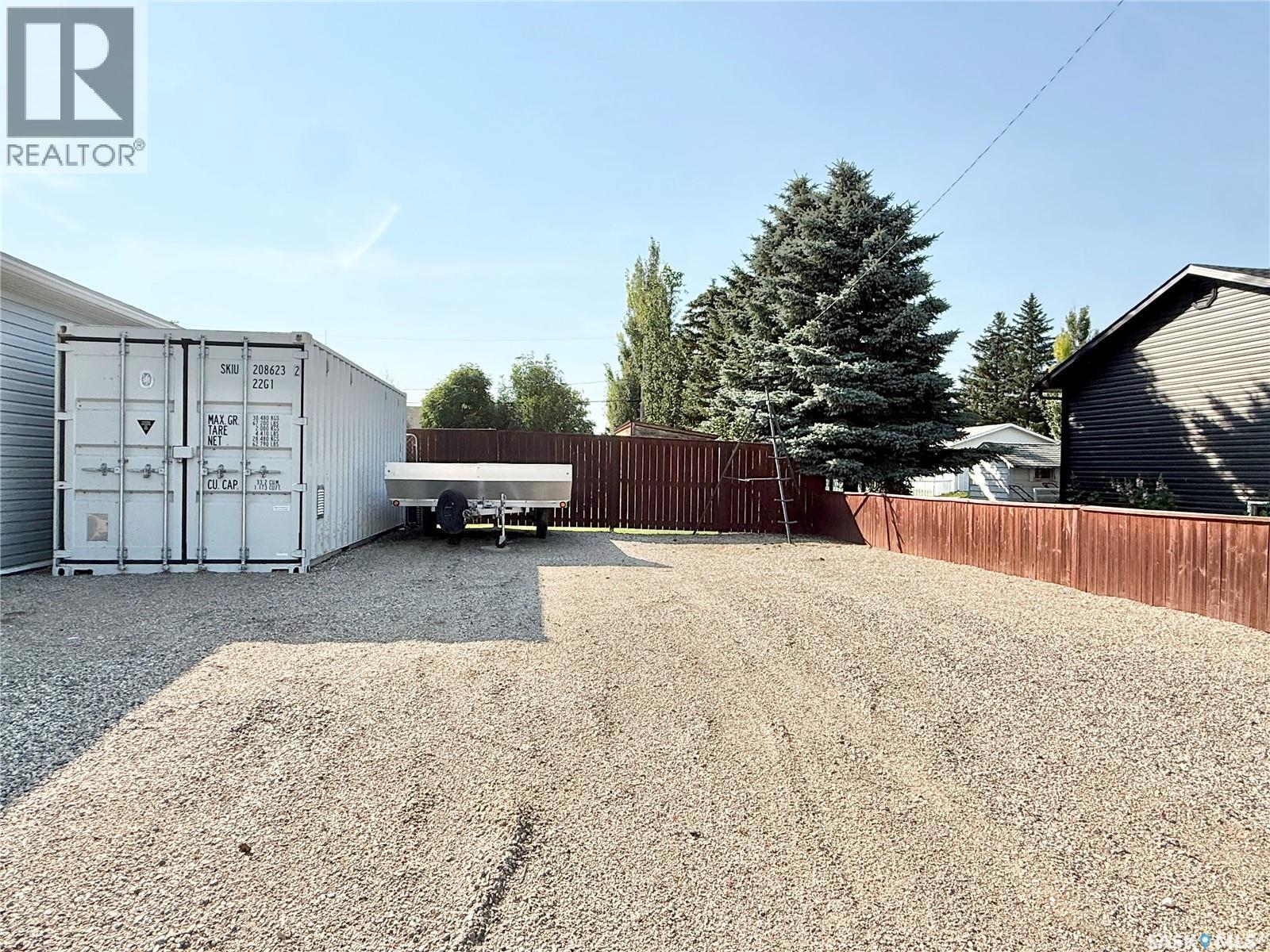 301 Rosher Street, Colonsay, SK - Outdoor
