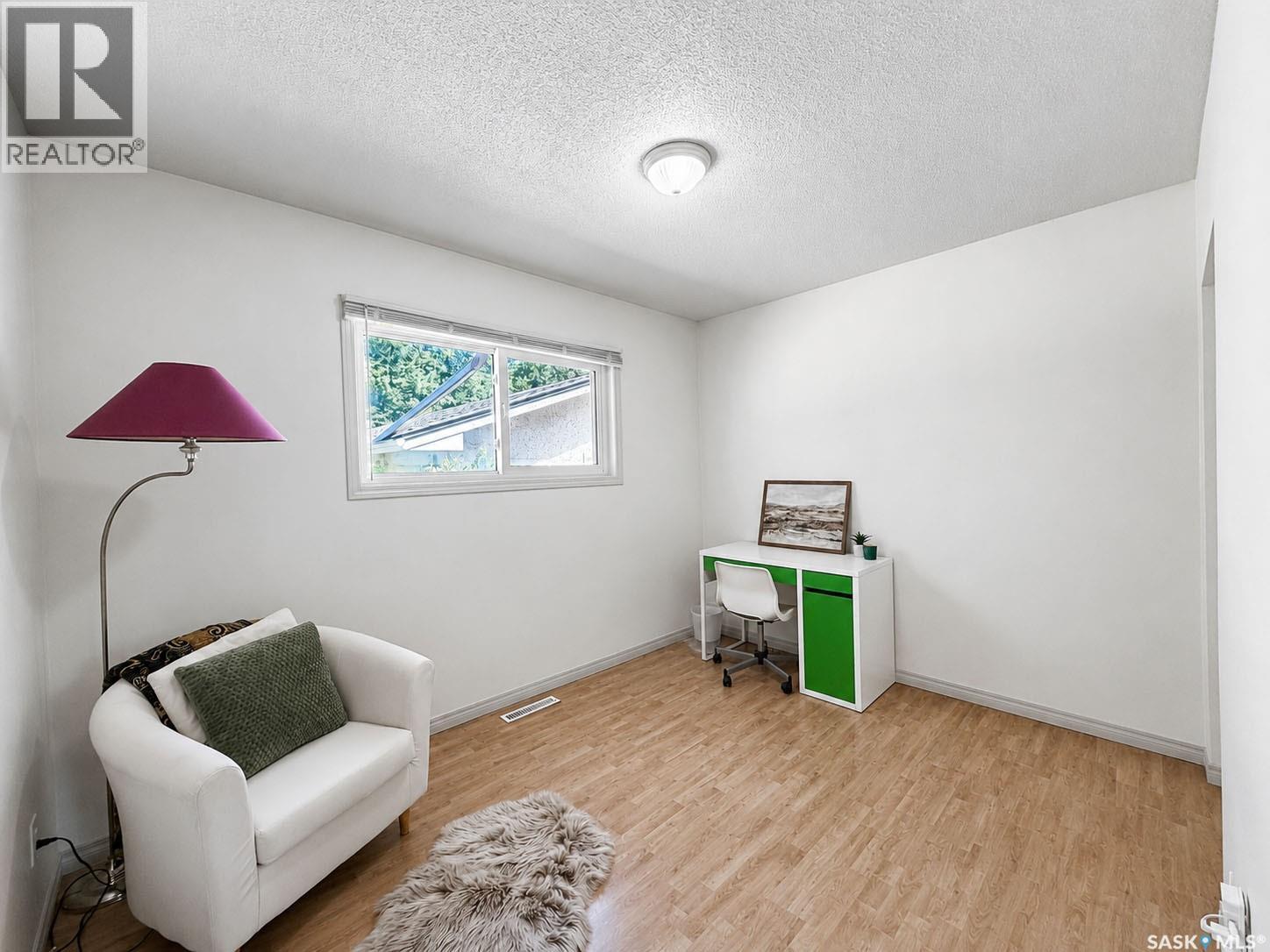 984 Bradshaw Place, Prince Albert, SK - Indoor