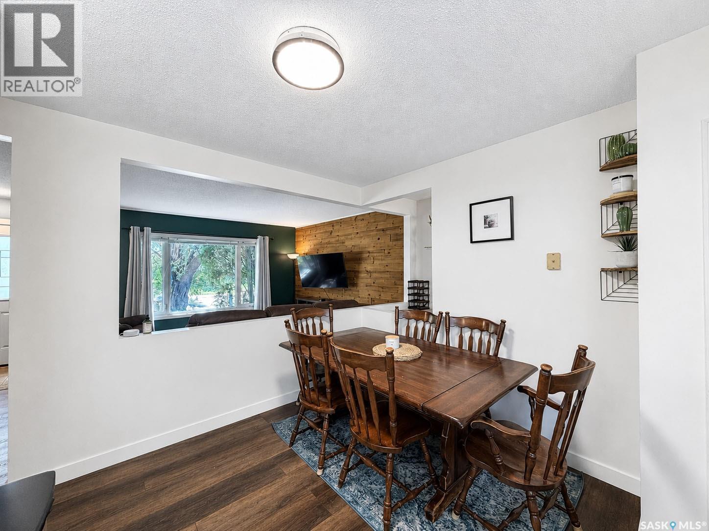 984 Bradshaw Place, Prince Albert, SK - Indoor Photo Showing Dining Room