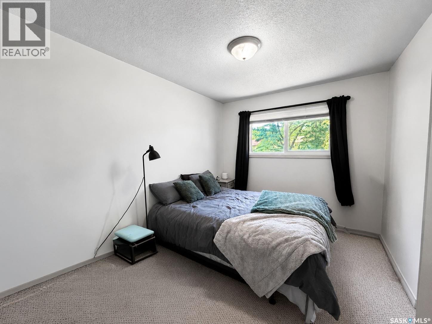 984 Bradshaw Place, Prince Albert, SK - Indoor Photo Showing Bedroom
