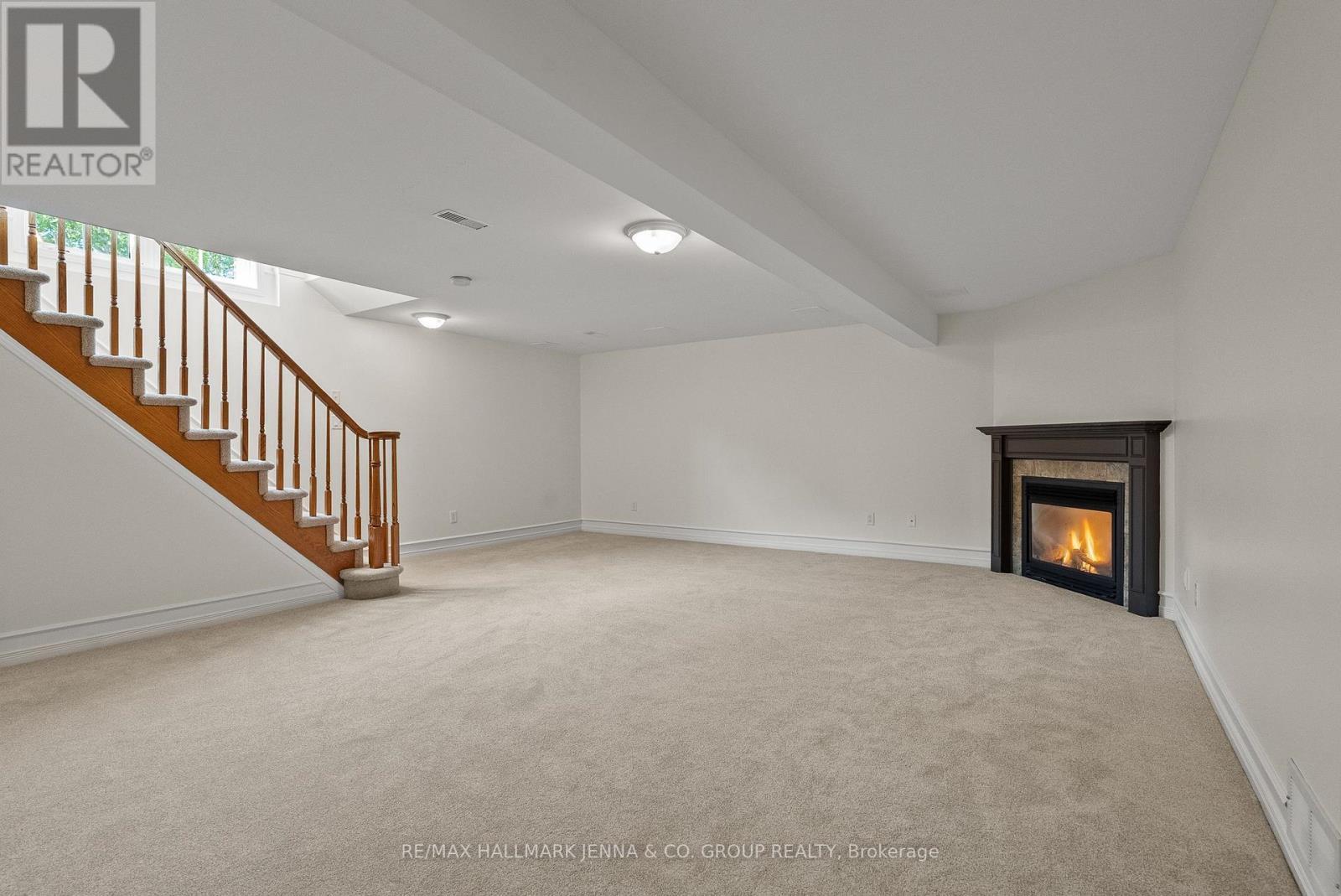 110 Heathercrest Private, Ottawa, ON - Indoor With Fireplace