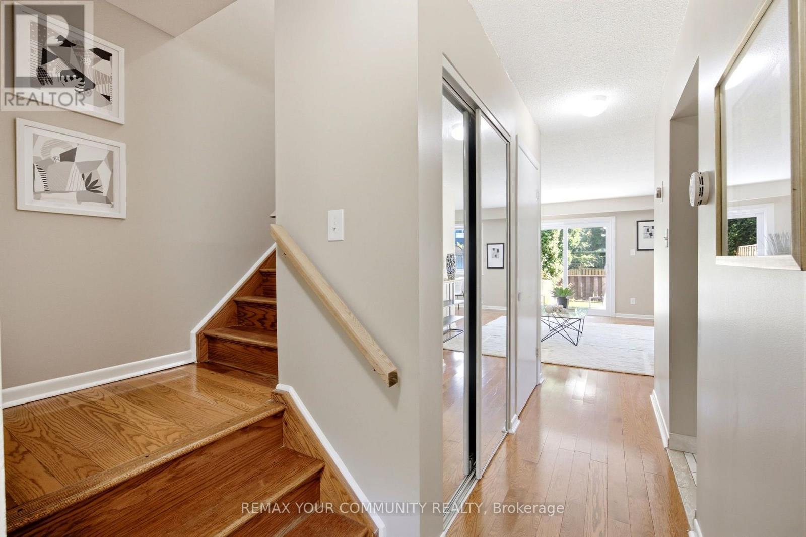 32 - 80 Dundalk Drive, Toronto, ON - Indoor Photo Showing Other Room